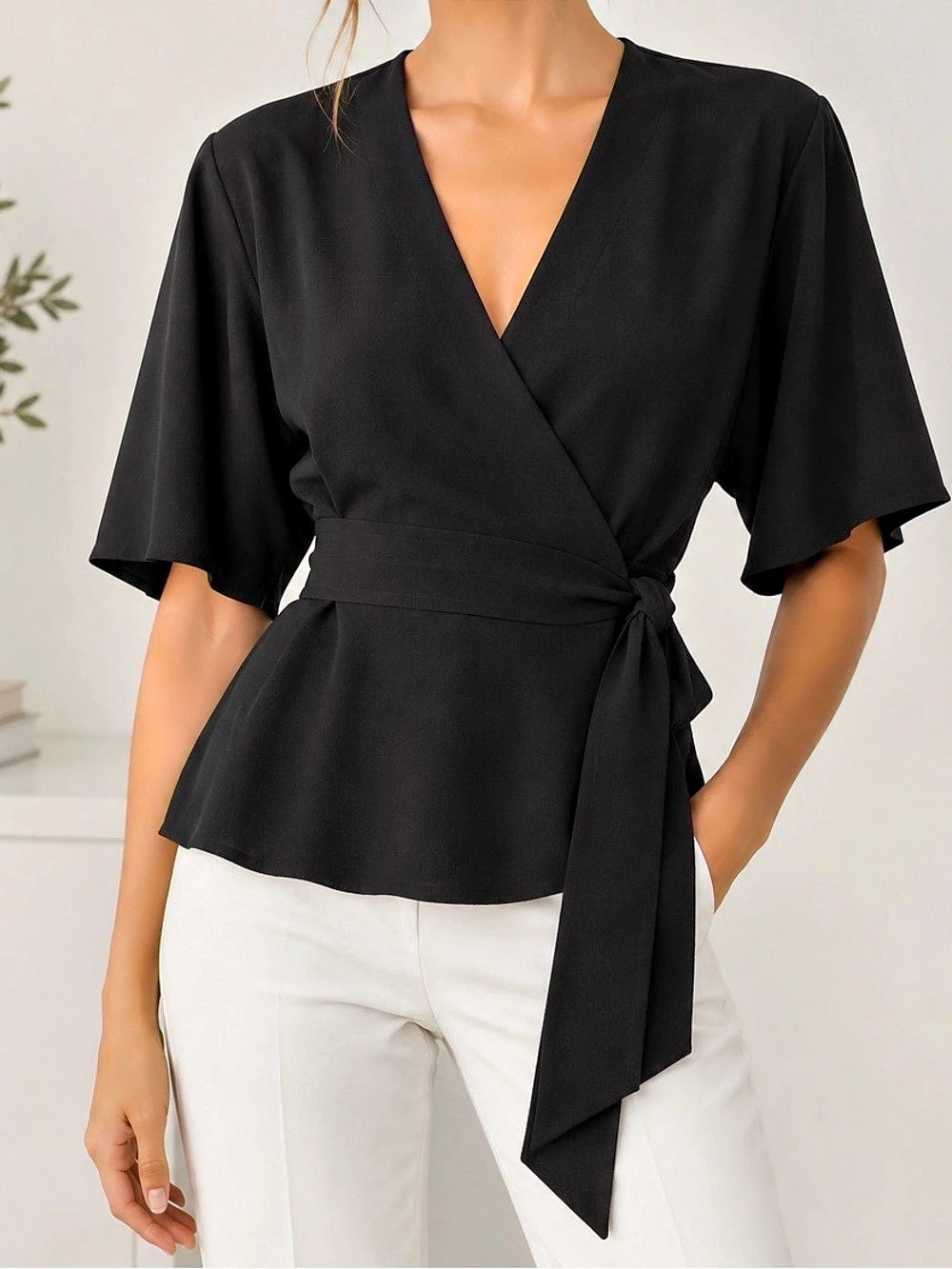 Trina Turk Unidos Peplum Blouse | Short Sleeve | Tie Waist | Size 6 | Like New
